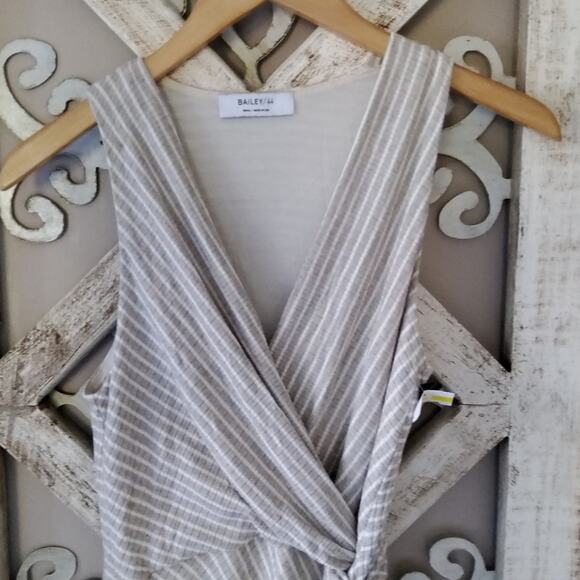 Bailey 44 Women's Sleeveless Faux Wrap Surplice Tiva Mini Dress in Linen & White - Picture 9 of 15